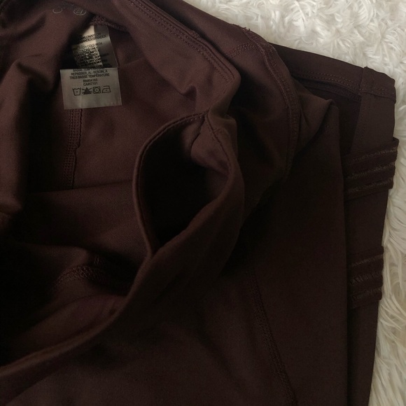 🔴SOLD🔴Calvin Klein High-Waisted Leggings - Picture 3 of 10